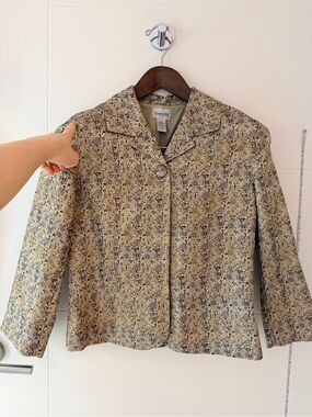 NWOT Chico's Women's Multi-Tone Beige Patterned Jacket